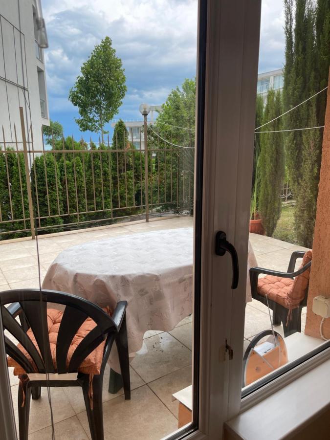 Ferienwohnung Le Premiere Randevu Sweti Wlas Exterior foto