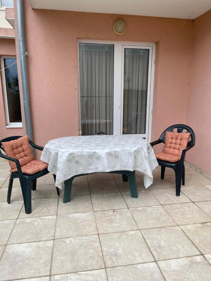 Ferienwohnung Le Premiere Randevu Sweti Wlas Exterior foto