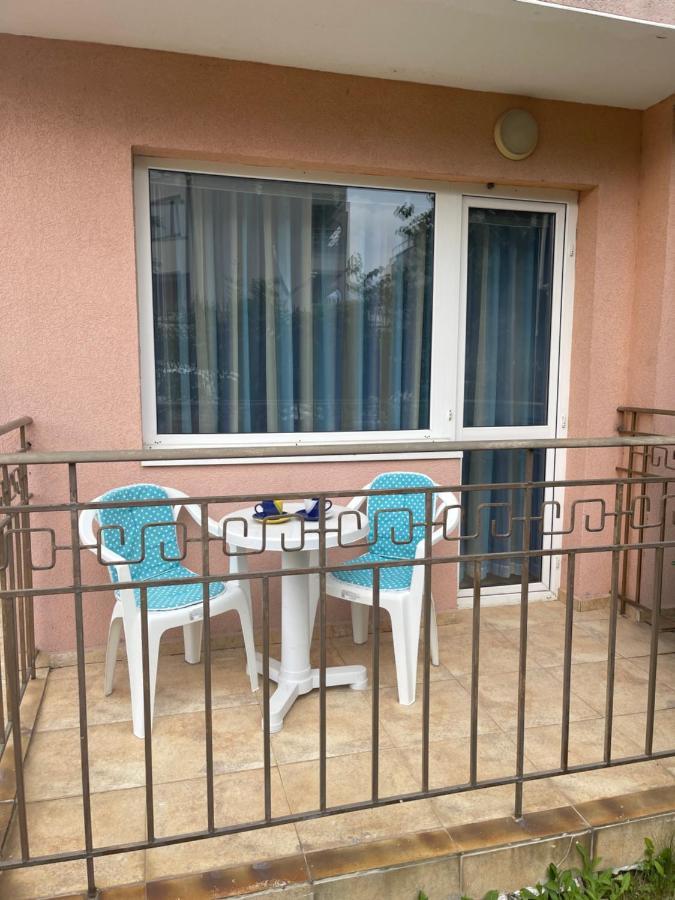 Ferienwohnung Le Premiere Randevu Sweti Wlas Exterior foto